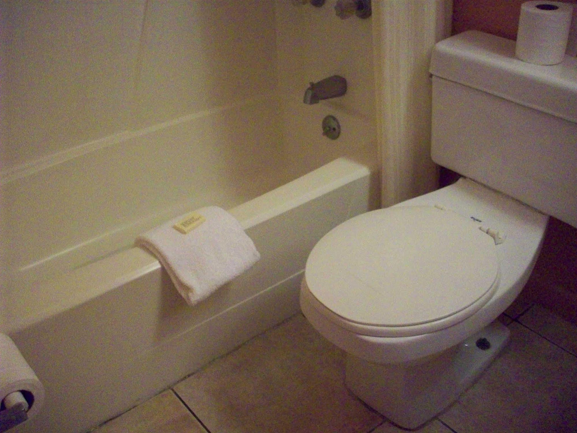 All-Suite Motel Edgewater  Eksteriør billede